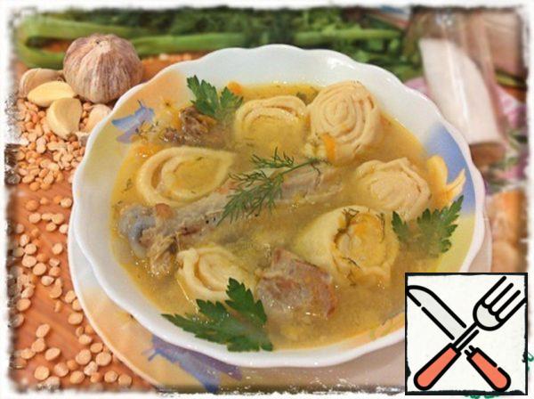 Pea Soup with Garlic Rolls Recipe
