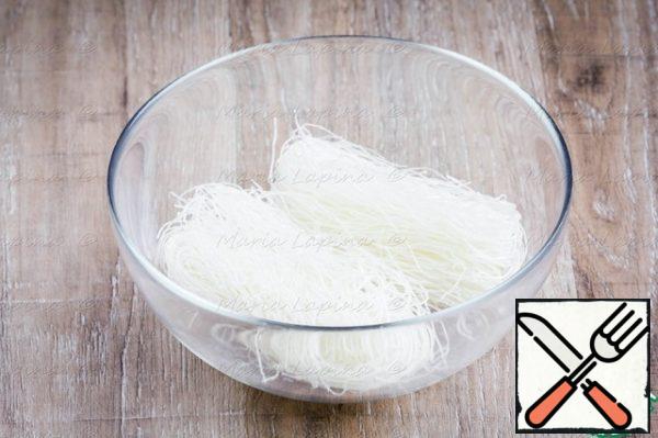 Cellophane Noodles immersed in cold water for 20-30 minutes.