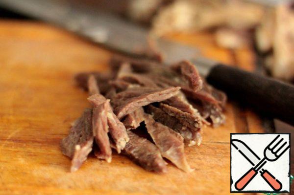 Boiled beef is cut into small pieces.