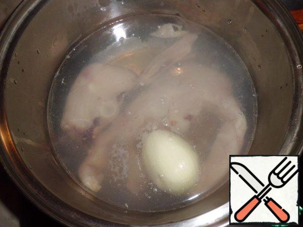 Wash the cod, peel and cook until tender.
