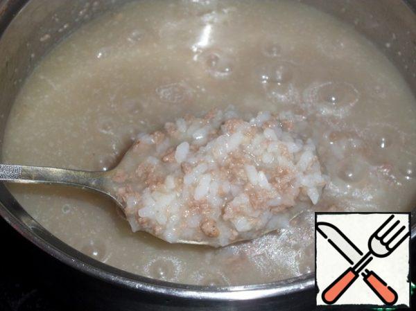 Then turn down the heat and cook the soup for 20 minutes.
