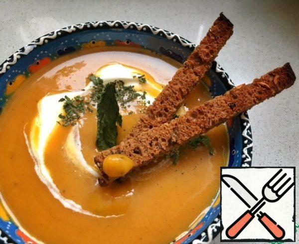 Serve with yogurt, dried mint, croutons or finely chopped baked apples with cinnamon.