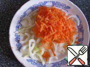 Onion cut into half rings, carrots to rub on a large grater.