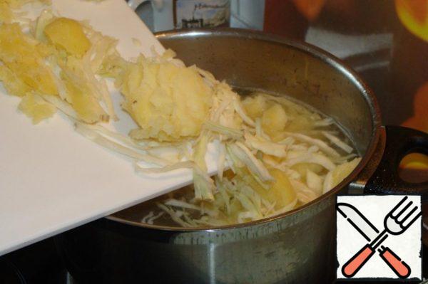 Send everything back to the pan, add salt well.
