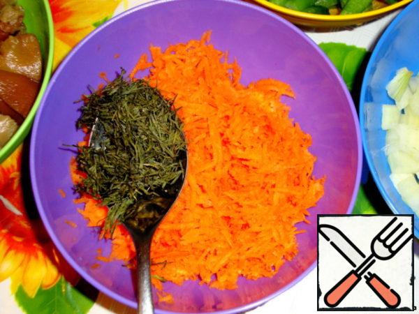 200 grams of carrots and 2 tablespoons of dill.
