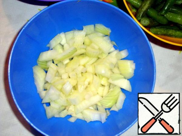 Onion 200 grams.