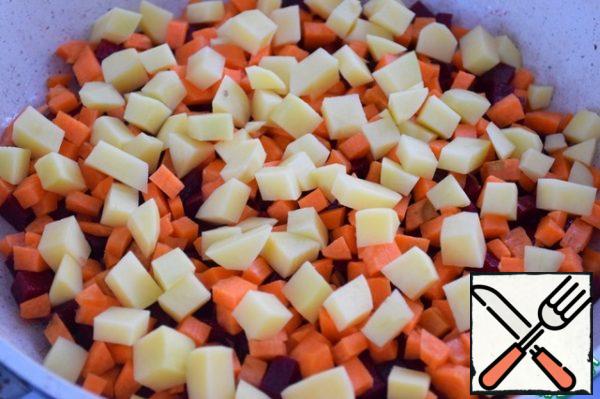 Carrots - sliced potatoes.