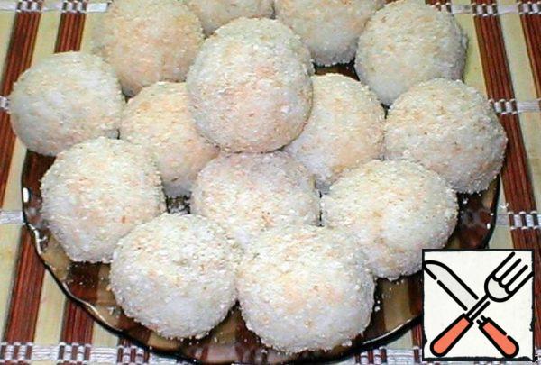 Fry in vegetable (odorless) or butter.
Our rice balls (about 15-17 pieces) are ready!