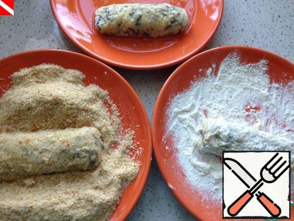 The remaining protein is mixed with water. Rice stick first dip in a mixture of protein and water, then roll in flour, again dip in protein and crackers.
