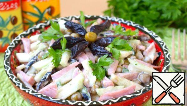 Salad with Ham, Prunes and Peas Recipe
