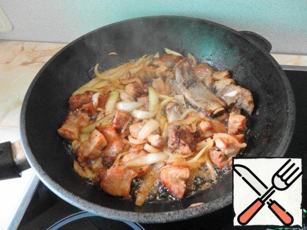 Cook for a few minutes, then stir. Fry until the onion starts to brown, stirring all the time.
