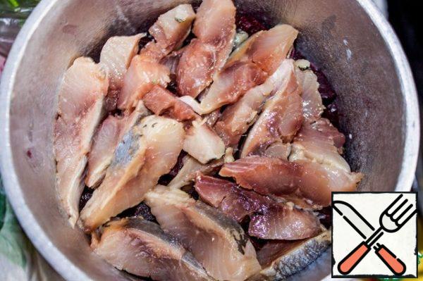 Next, lay out the herring.
