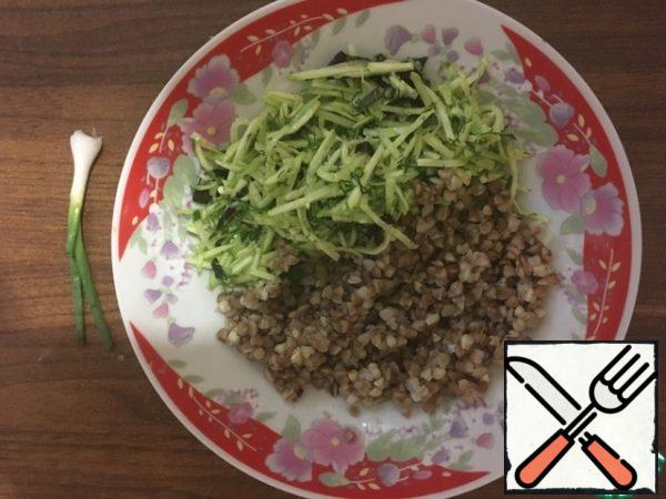 Eat) in our case - breakfast consisting of porridge (buckwheat, wheat) and salad.