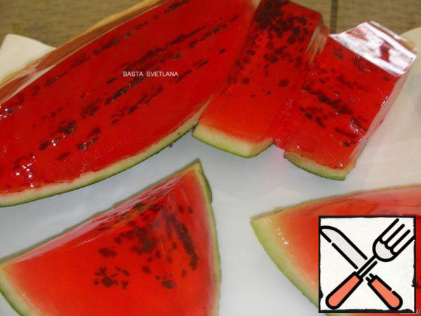 Fruit Jelly in Watermelon Crusts Recipe