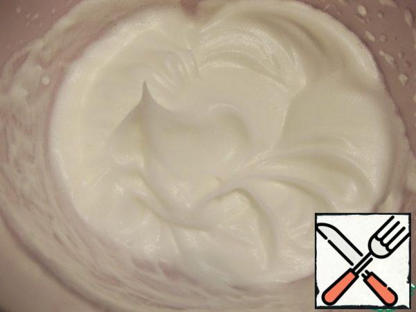 Whisk the protein with a pinch of salt to peaks.
