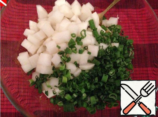 Add daikon and green onion.

