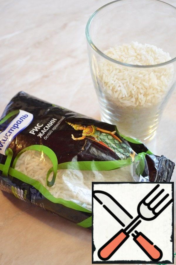 Rinse the rice well.
