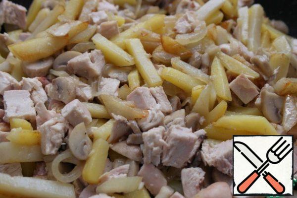 Combine all together-potatoes, chicken breast, onion+mushrooms. Gently mix.