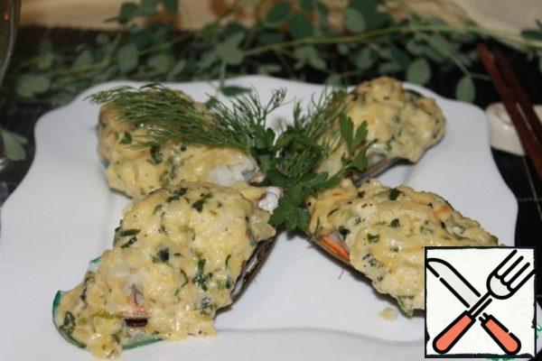 Mussels Baked with Rice with Cheese and Cream Sauce Recipe