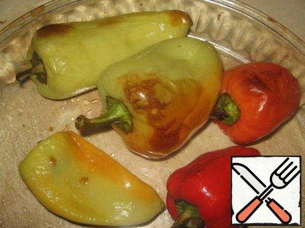 Meanwhile and peppers were baked.