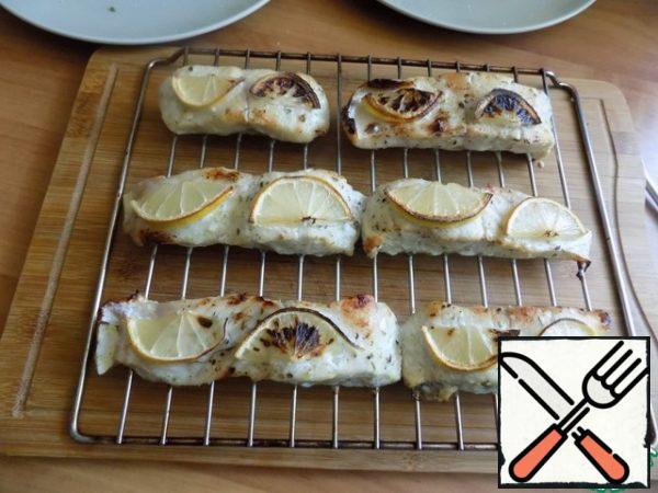 The fish is ready. It beautiful
