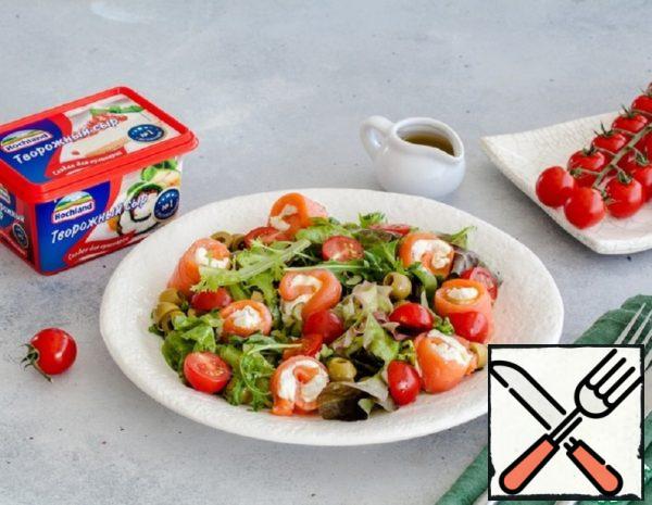 Green Salad with Salmon and Cheese Rolls Recipe