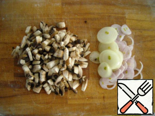 Chop onions and mushrooms.