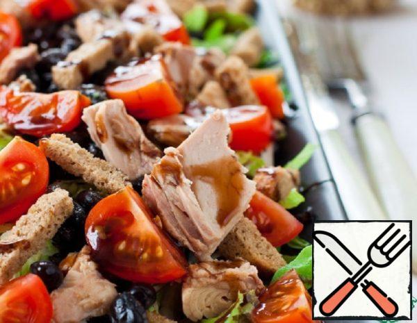Crunch Salad with Black Beans and Tuna Recipe
