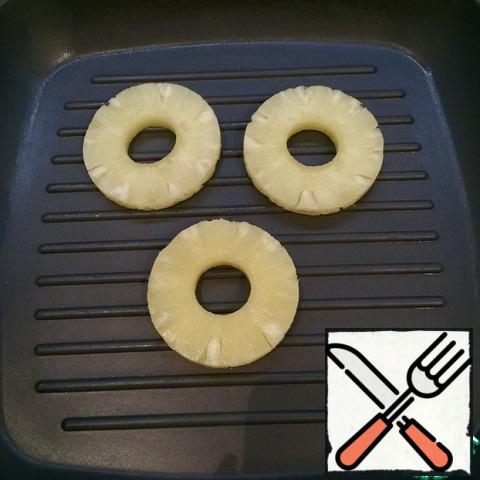 Roast pineapple. It's canned! Don't be afraid to fry it. I did it on a grill pan. Due to the sugar pineapple during heat treatment a little caramelized and becomes very tasty!