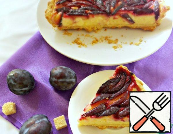 Pie with Plums and Custard Recipe