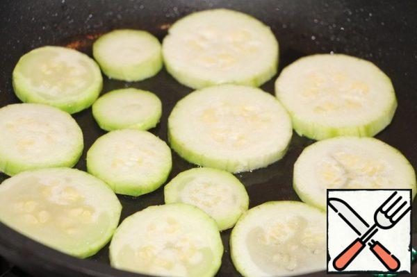 Fry in olive oil (also do not fry). Put on paper towels to remove excess oil.