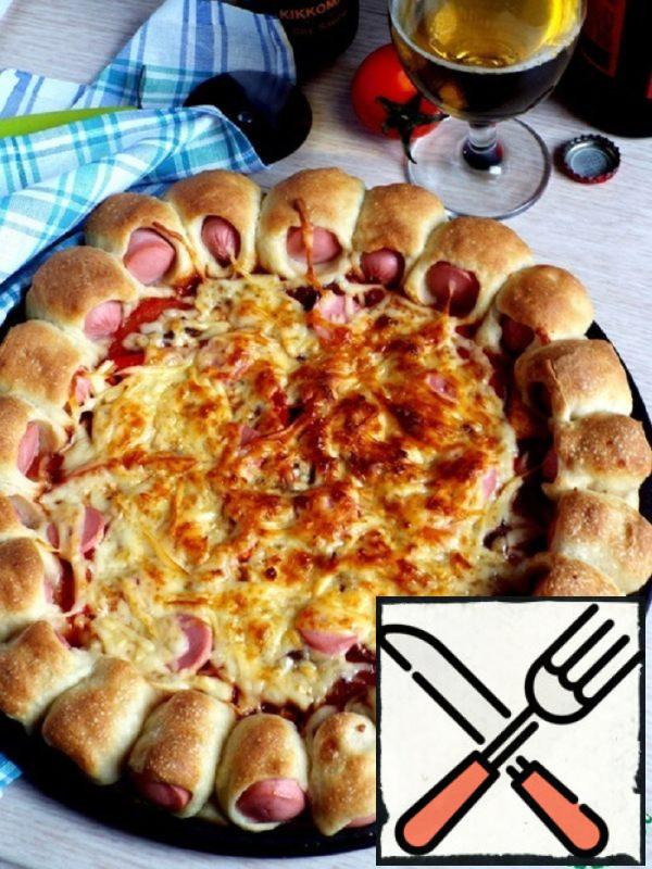 Of course, pizza is prepared all in different ways, with the usual dough and favorite filling. I just wanted to show you how to make pizza with hot dogs on the edge.
