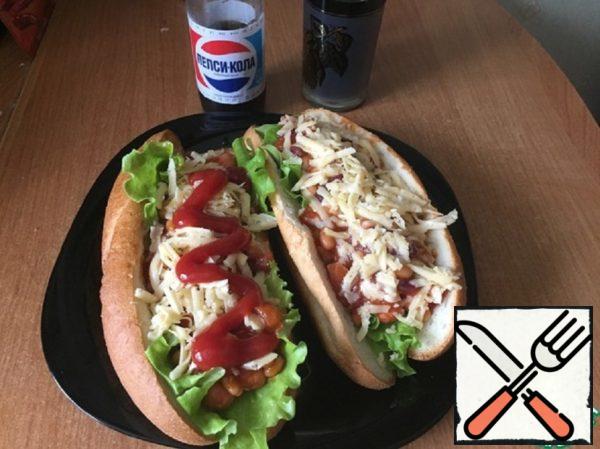 Hot Dogs with Chili Sauce Recipe