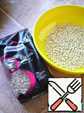 Soak beans for 4 hours in cold water. Cook in fresh water until almost ready. Do not add salt. Drain in a sieve.