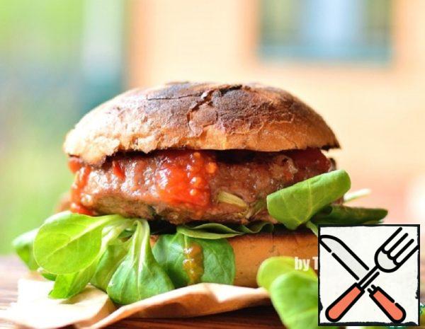 Meat Burgers with Pieces of Vegetables Recipe