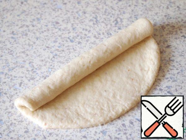 Roll up the tube.
