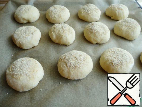Place on a baking sheet lined with baking paper. Cover with foil and let stand for 20 minutes.
