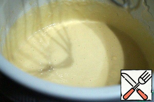 Mix all the ingredients for the dough in the bowl of a food processor, mix until smooth, until the pancake batter becomes homogeneous, a little thicker.
