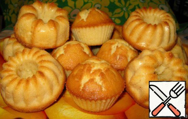 That's it! Fast, simple, but how delicious!!! They are so finely crafted, inside like a biscuit and not a bit cloying! :-)