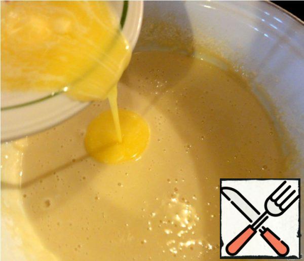 Add 1 tablespoon of melted butter and stir.