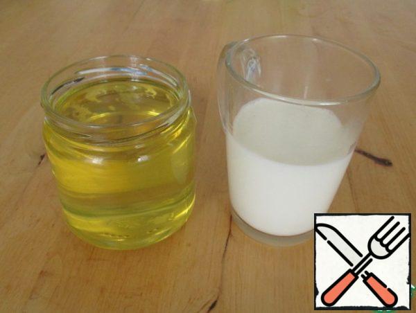 Add honey  to warm milk and mix until dissolved.