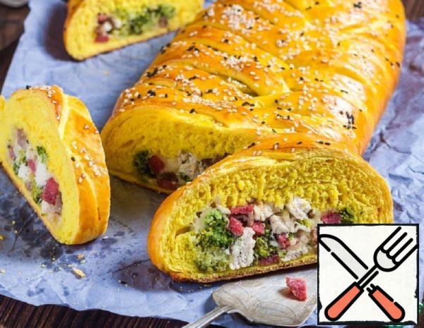 Pie with Chicken, Ham and Broccoli Recipe