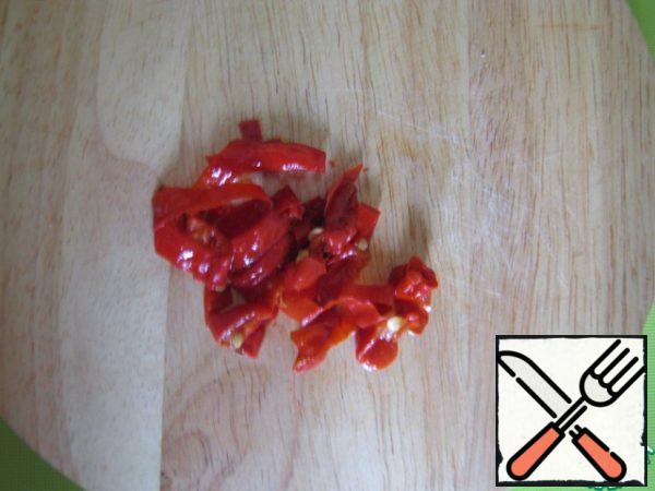 Raisins wash, dry. Chilli pepper chop. The number of define yourself according to your taste.