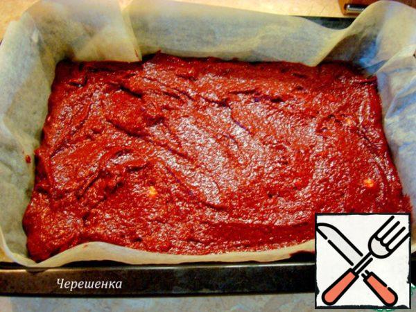 Bake in a form (I have 20cm * 30cm * 5cm), covered with oiled parchment, in a preheated 180 degree oven for about 50 minutes. What scents will haunt you for an hour, you can't even imagine!!! The smell of chocolate, spices... Mmm!!! Divine!!!
