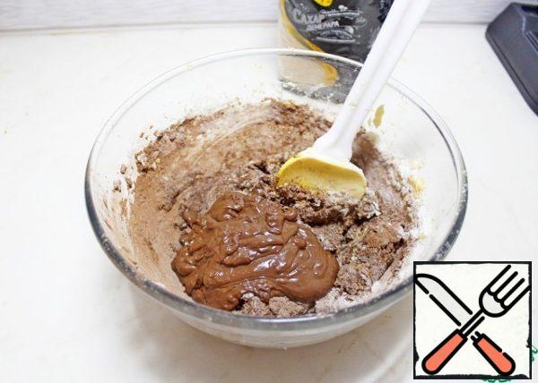 Add the melted chilled chocolate and mix.
