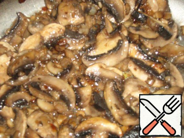 Then fry the mushrooms (add salt).