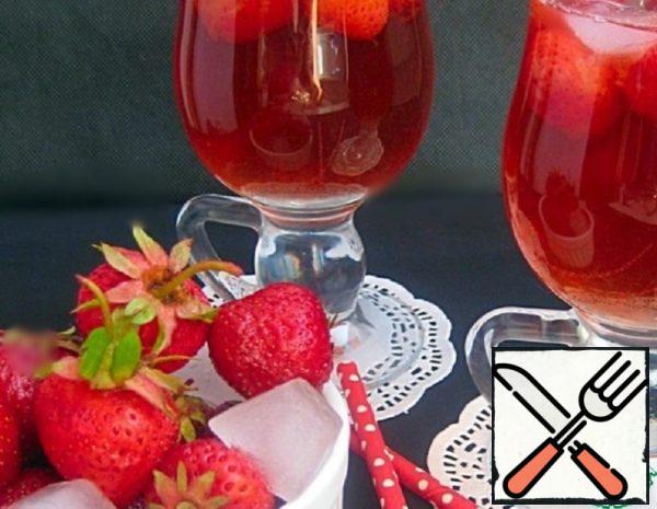 Strawberry-Basil Tea Recipe