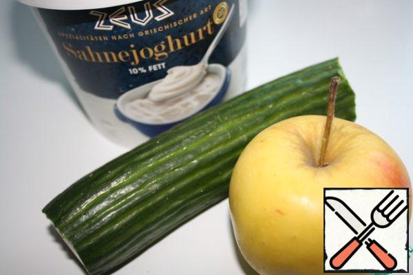 These are the products we need.
My yogurt is 10% thick, so you can replace it with sour cream.