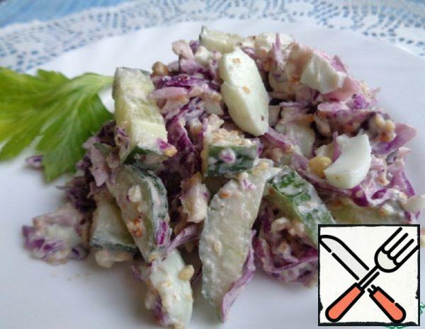Cabbage Salad with Nuts Recipe