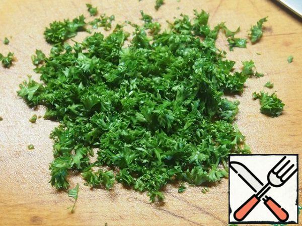 Finely chop the parsley.